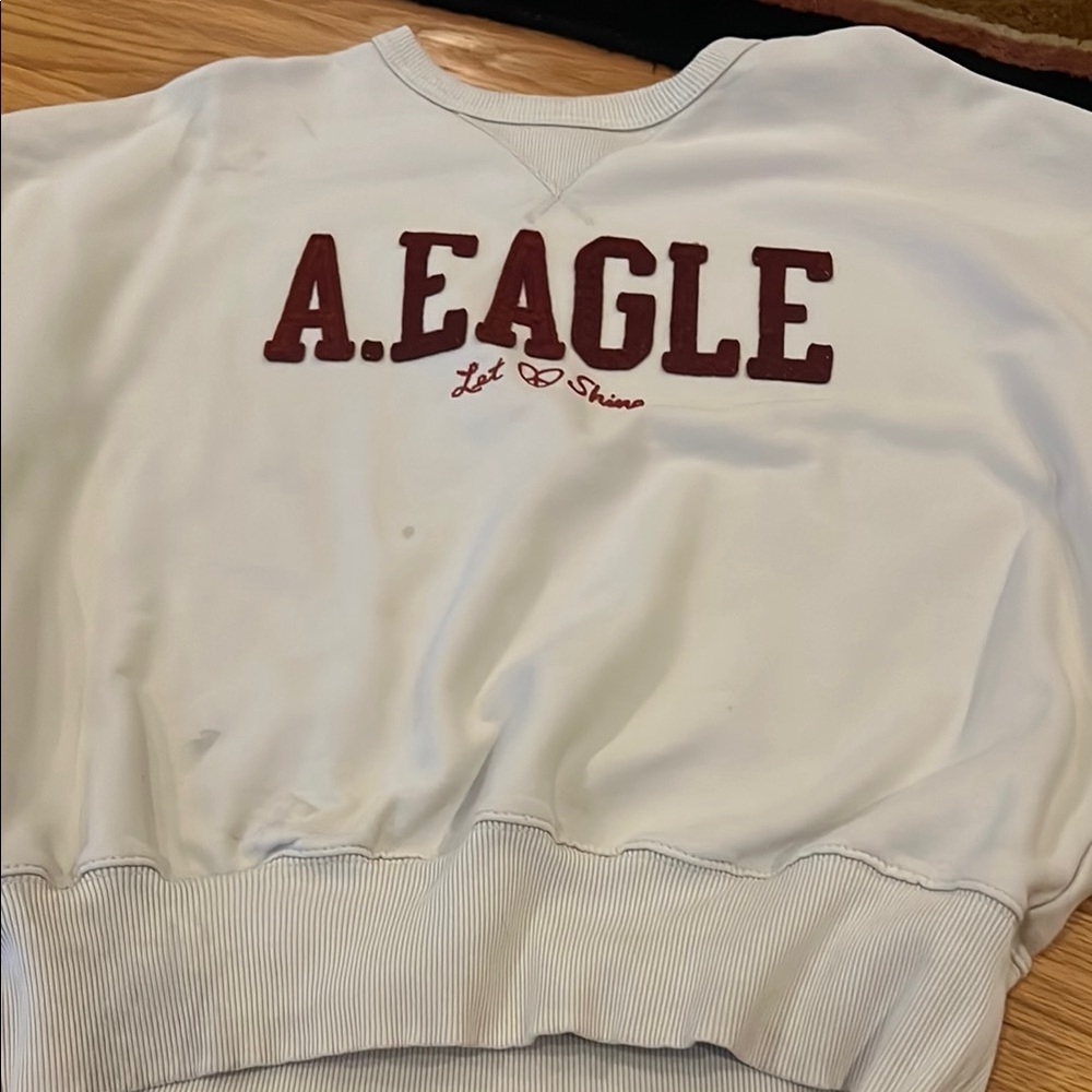 A.Eagle White Sweatshirt